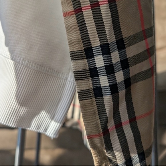 Burberry Women's Check Panel Oversized  Sweatshirt, Size Large - Picture 9 of 11